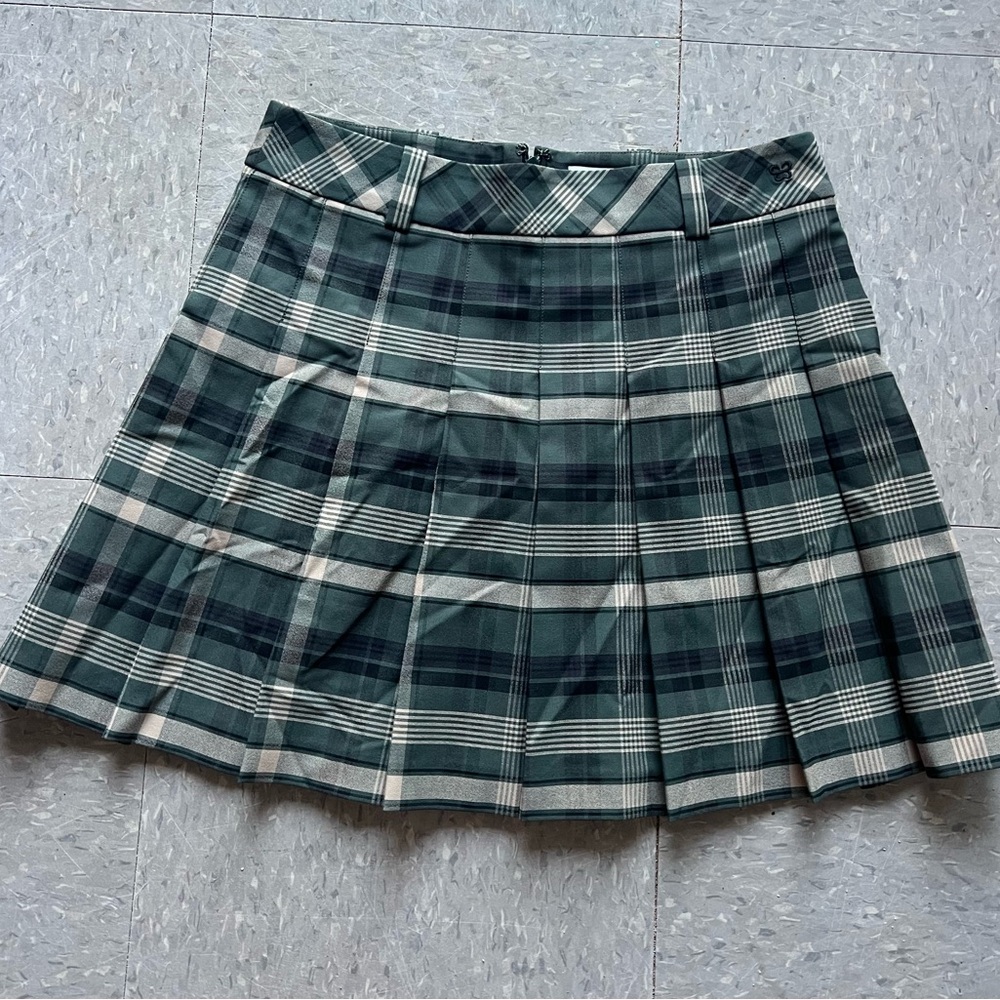 Aritzia sunday best Green and Cream Plaid Mini Skirt
